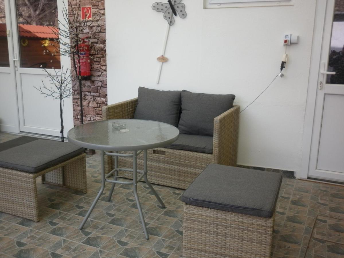 Szep-Lak Mako Apartment Exterior foto