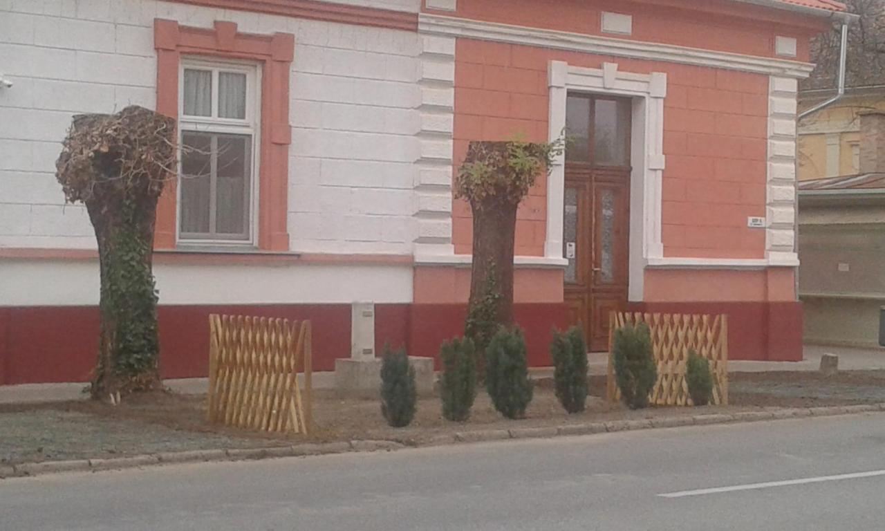 Szep-Lak Mako Apartment Exterior foto